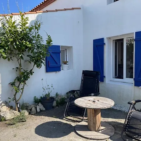 Holiday home Maison Confortable A Barbatre, Pres De La - Fr-1-823-148 Barbatre